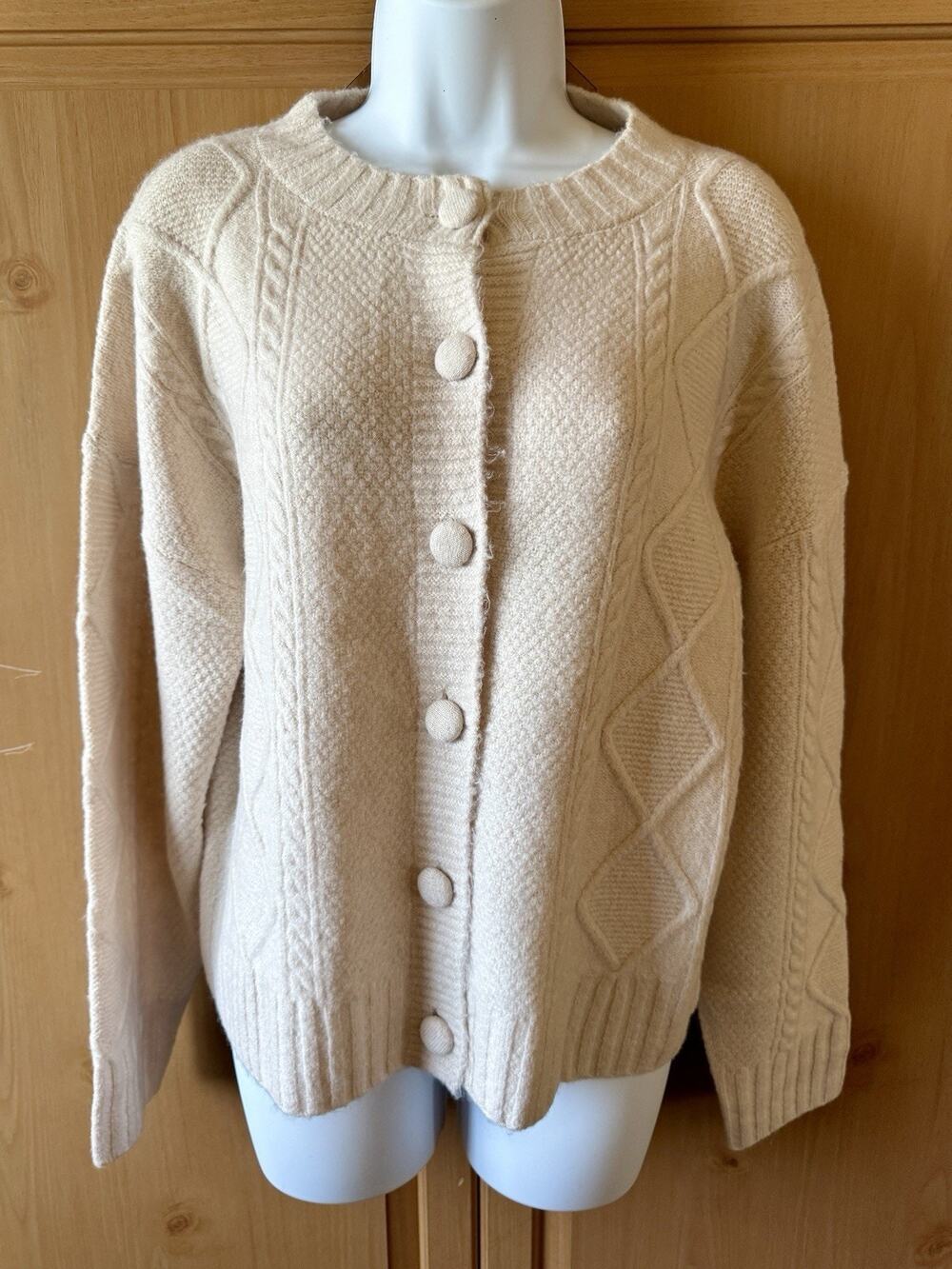 Fisherman Aran Gransey Style Sweater women Medium Cream Ivory Cardigan Grandma